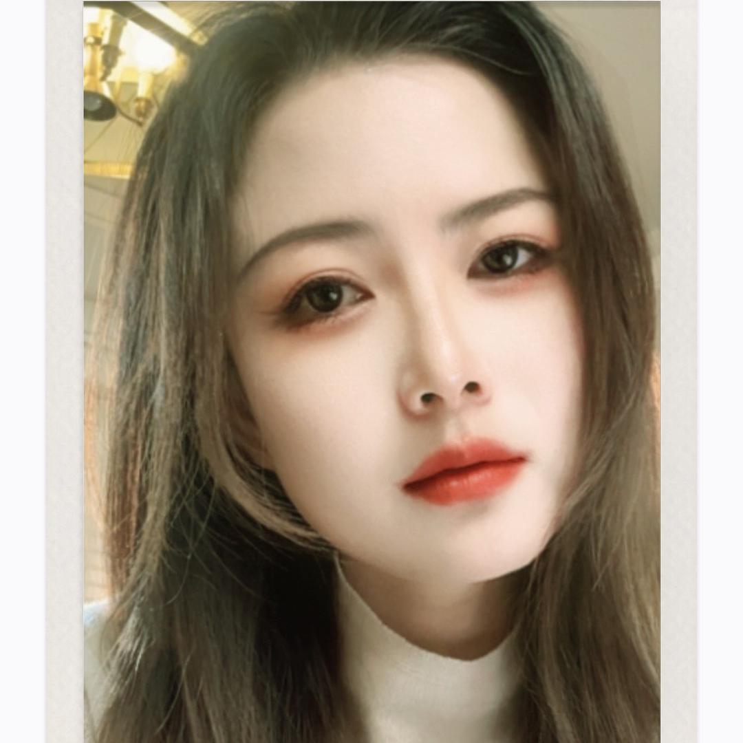 依潇