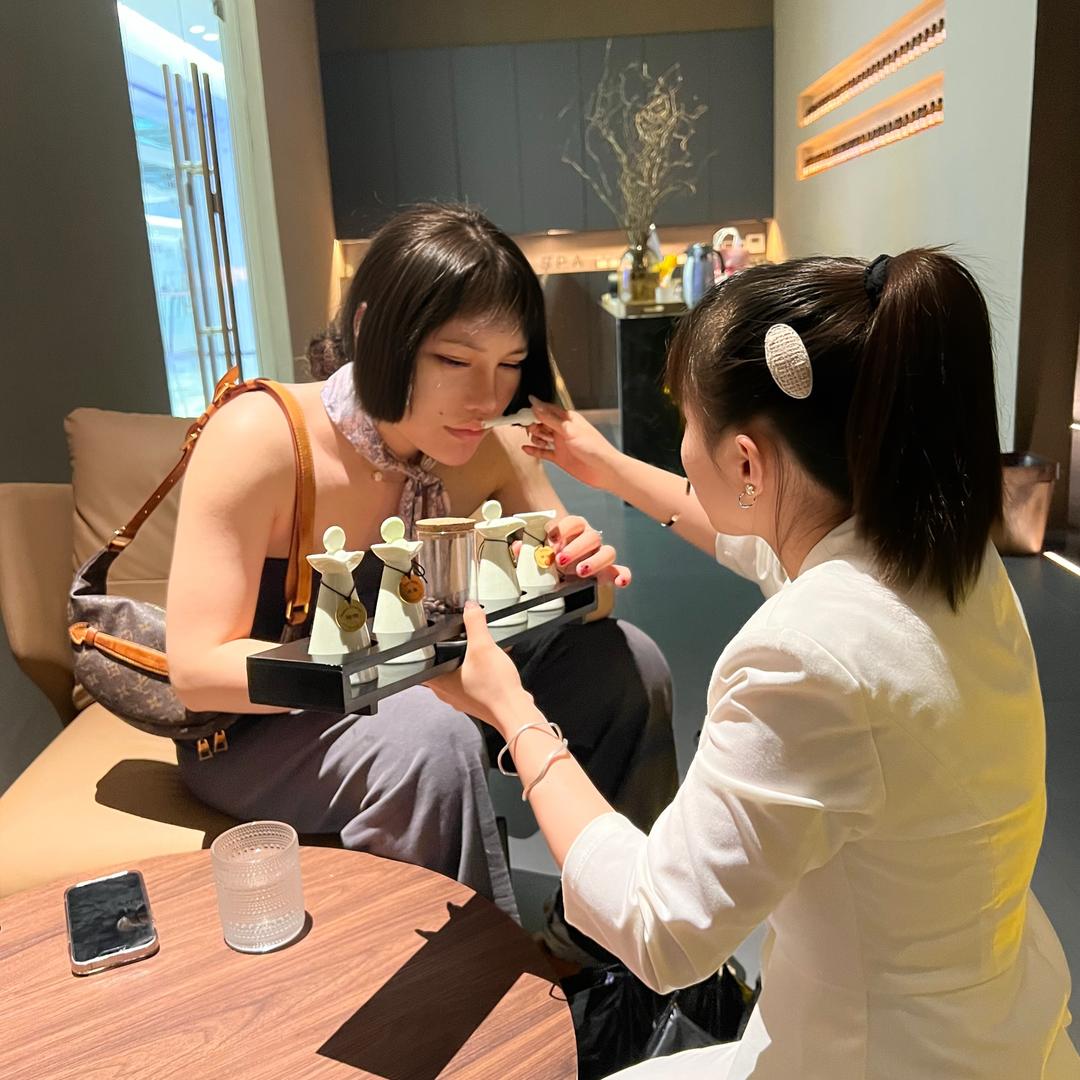 chris的开心app