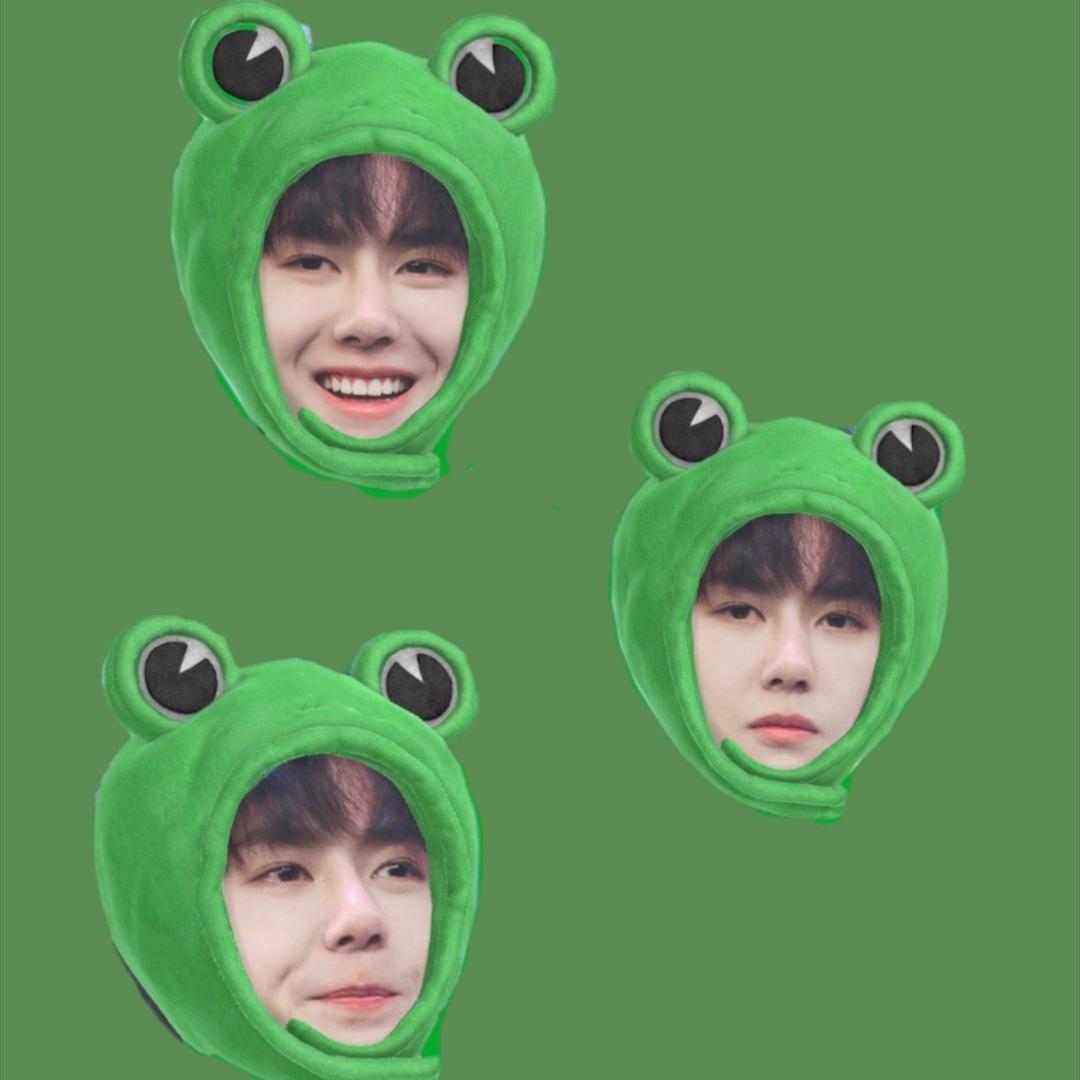 💚👀