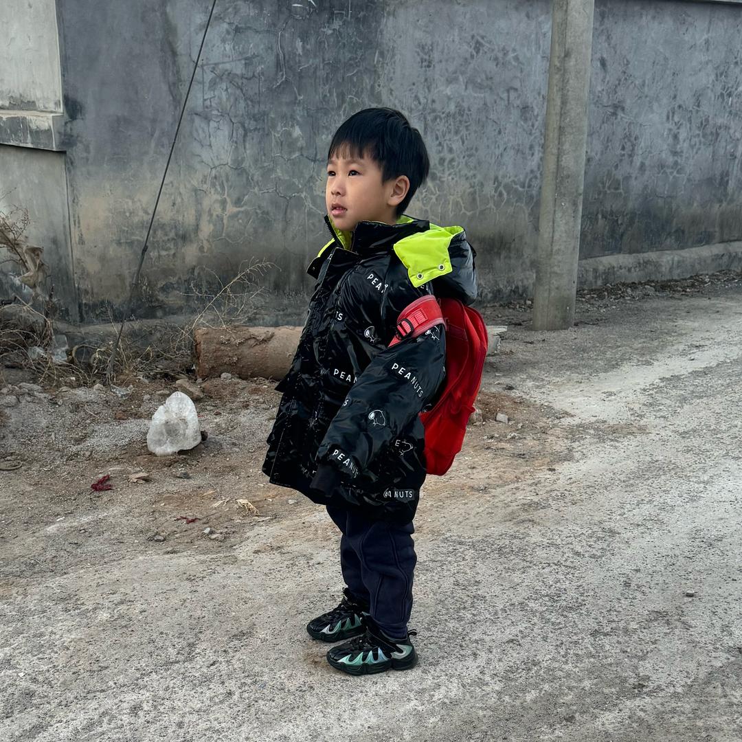 轻舟已过万重山