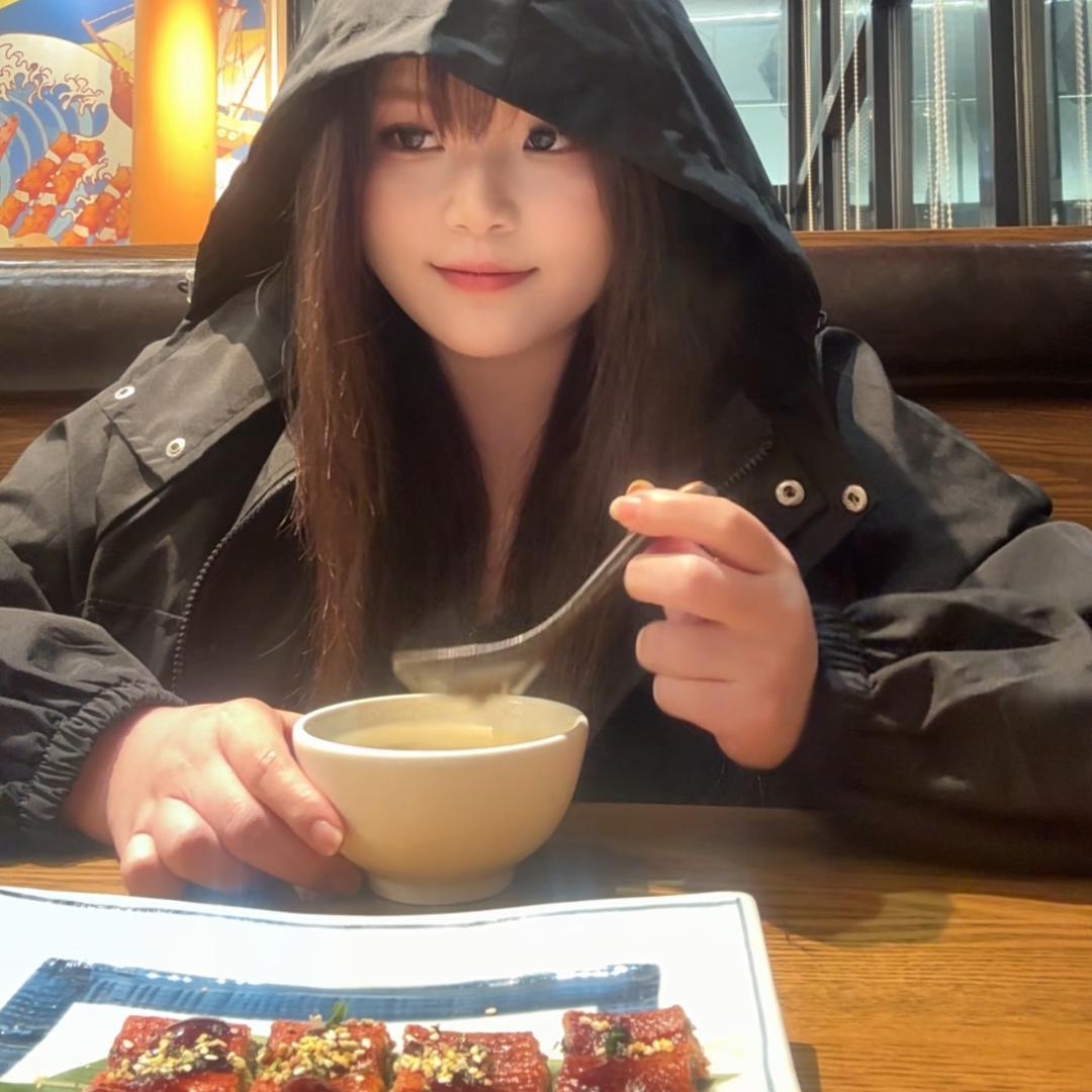 💋啵啵你的Der       🕷️