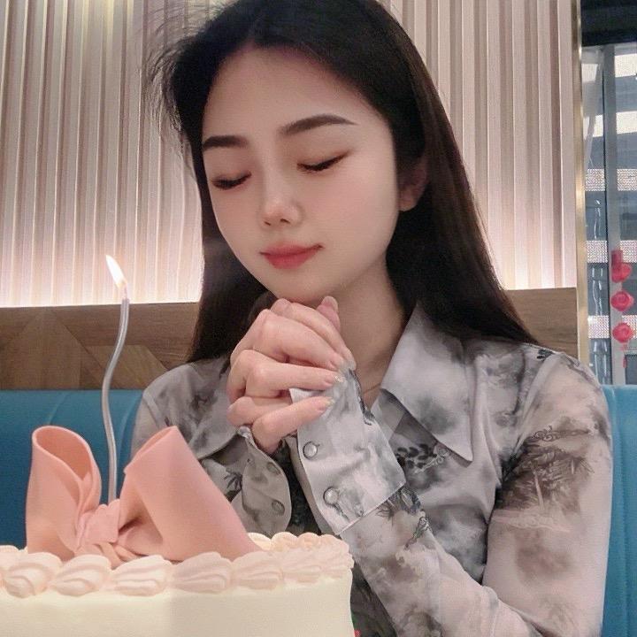 玲玲-女装·美甲（锐轩财富广场店）