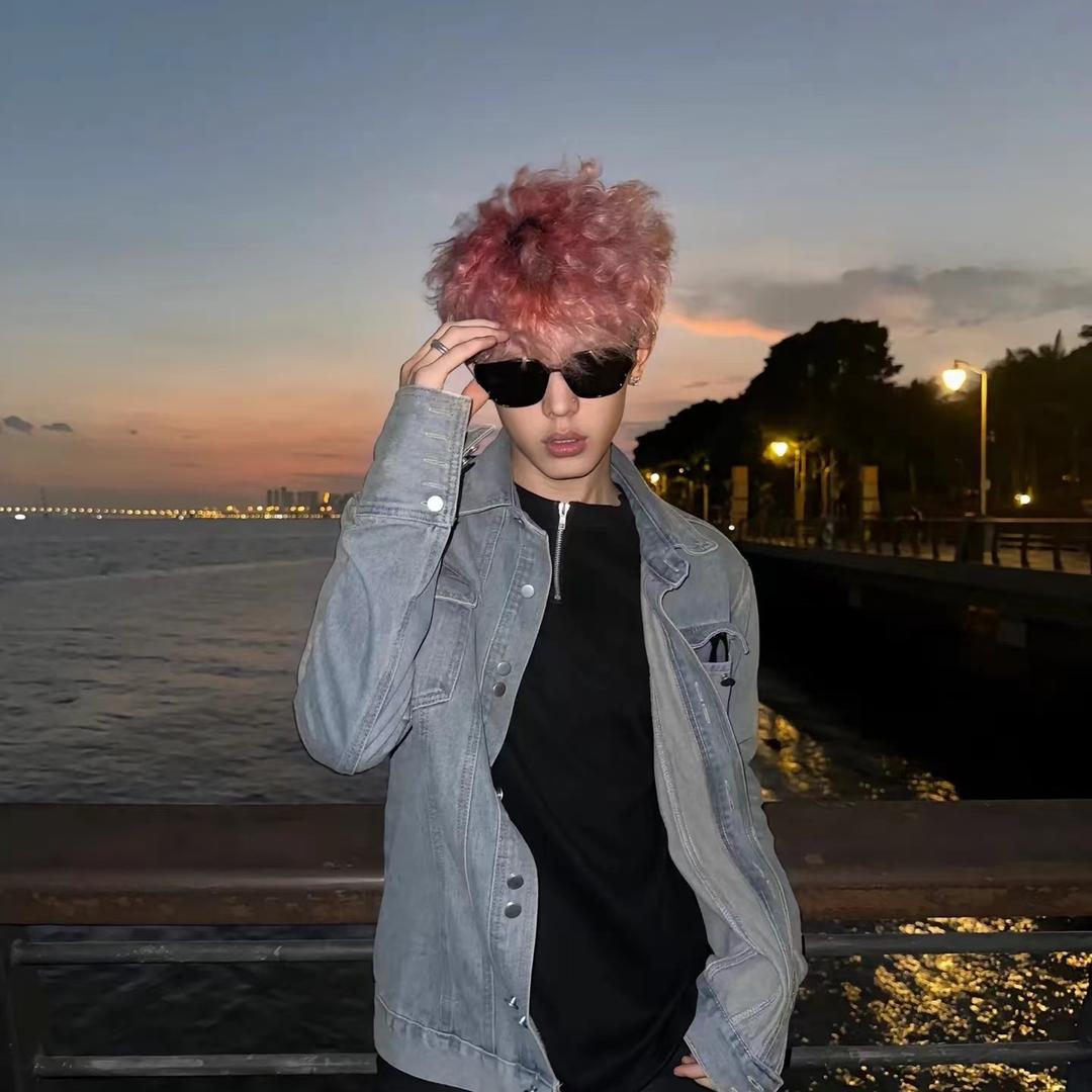 ✈️