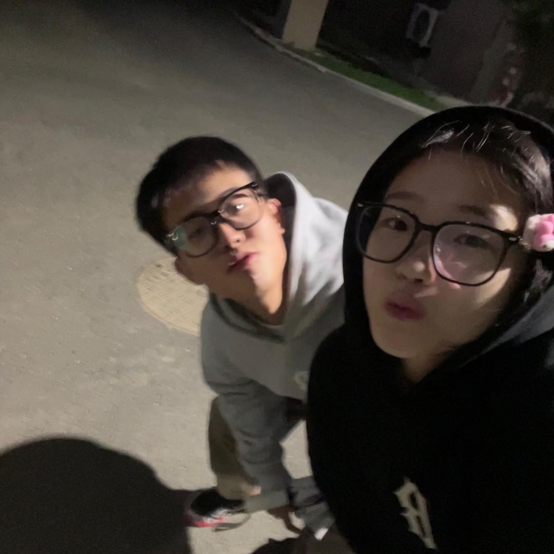 雨总和小博
