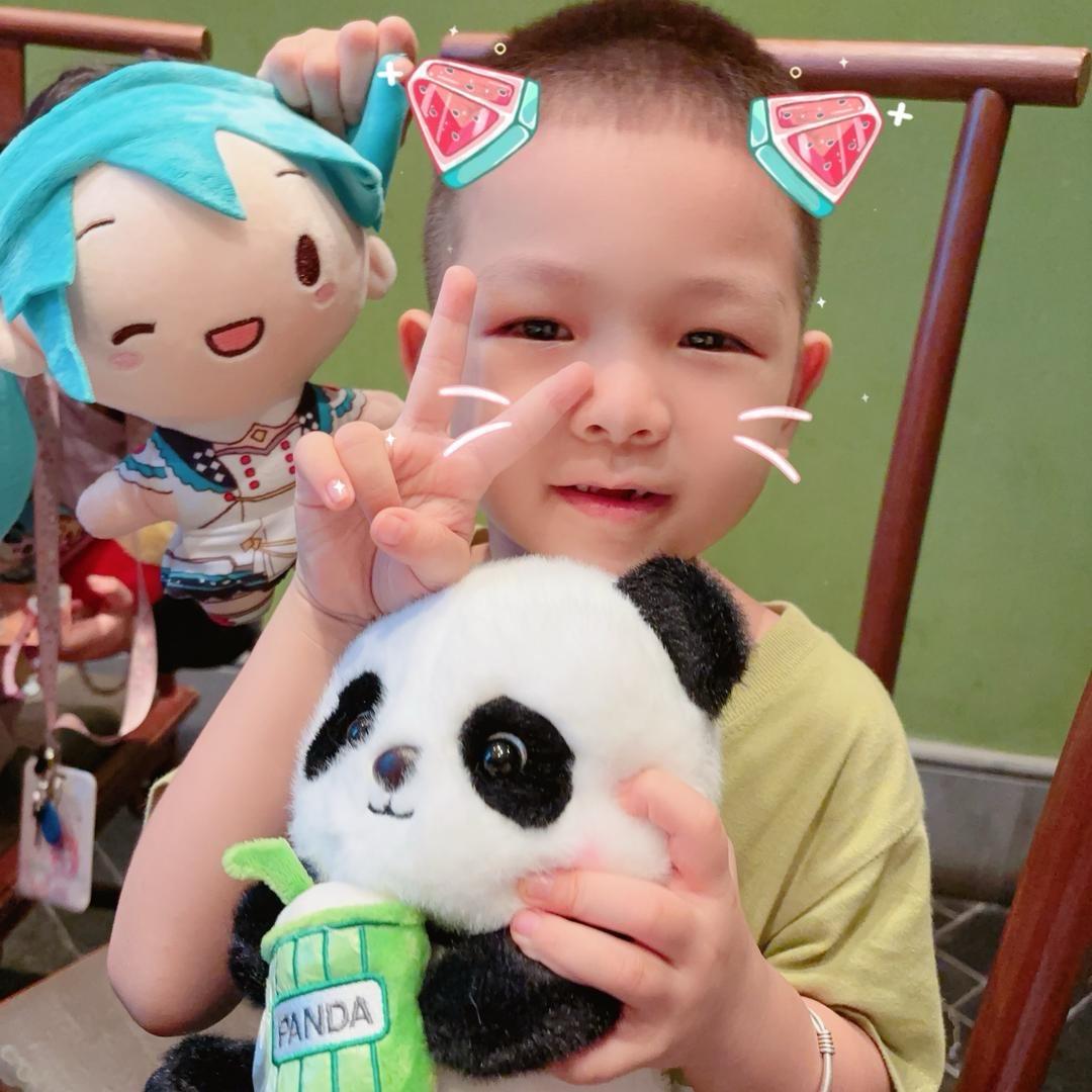 开心果吖🥳