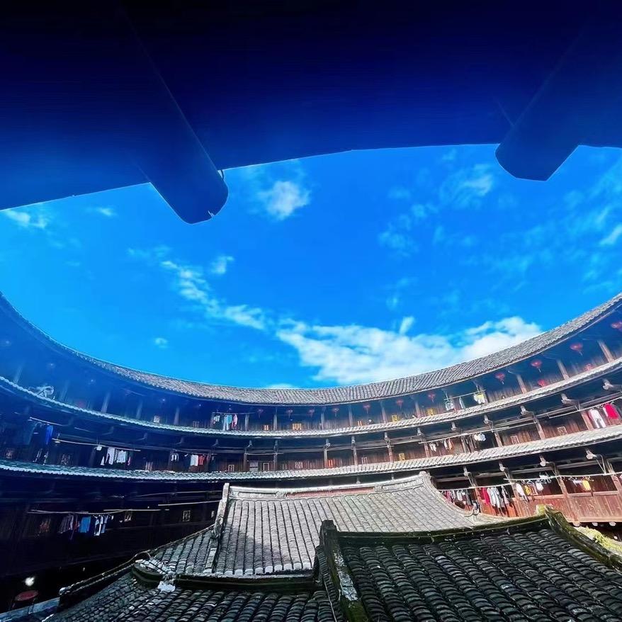 Tom