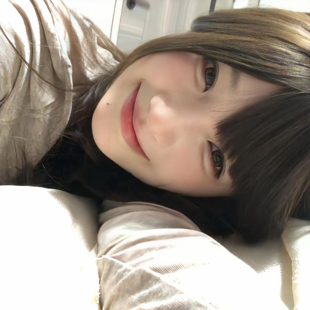 小歪.