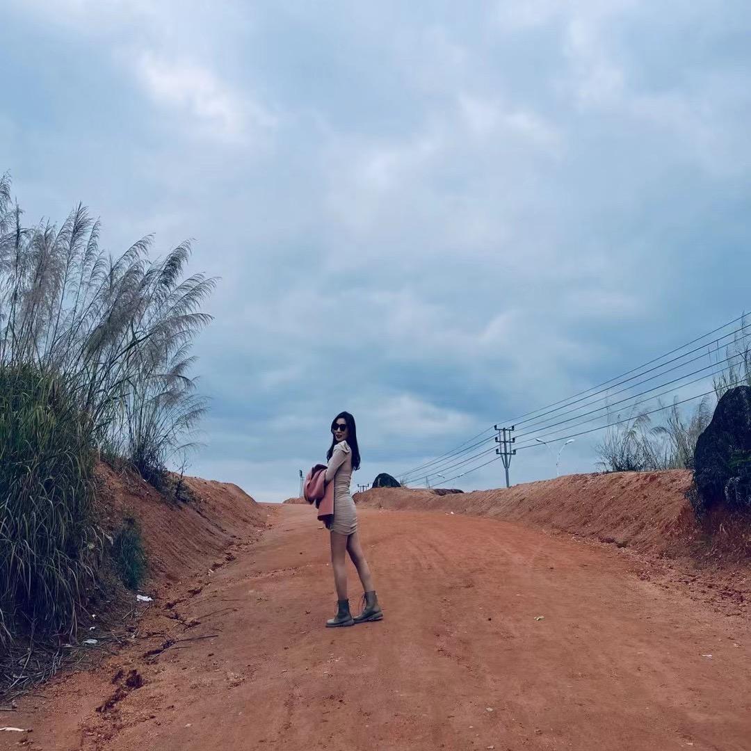 玲。👧