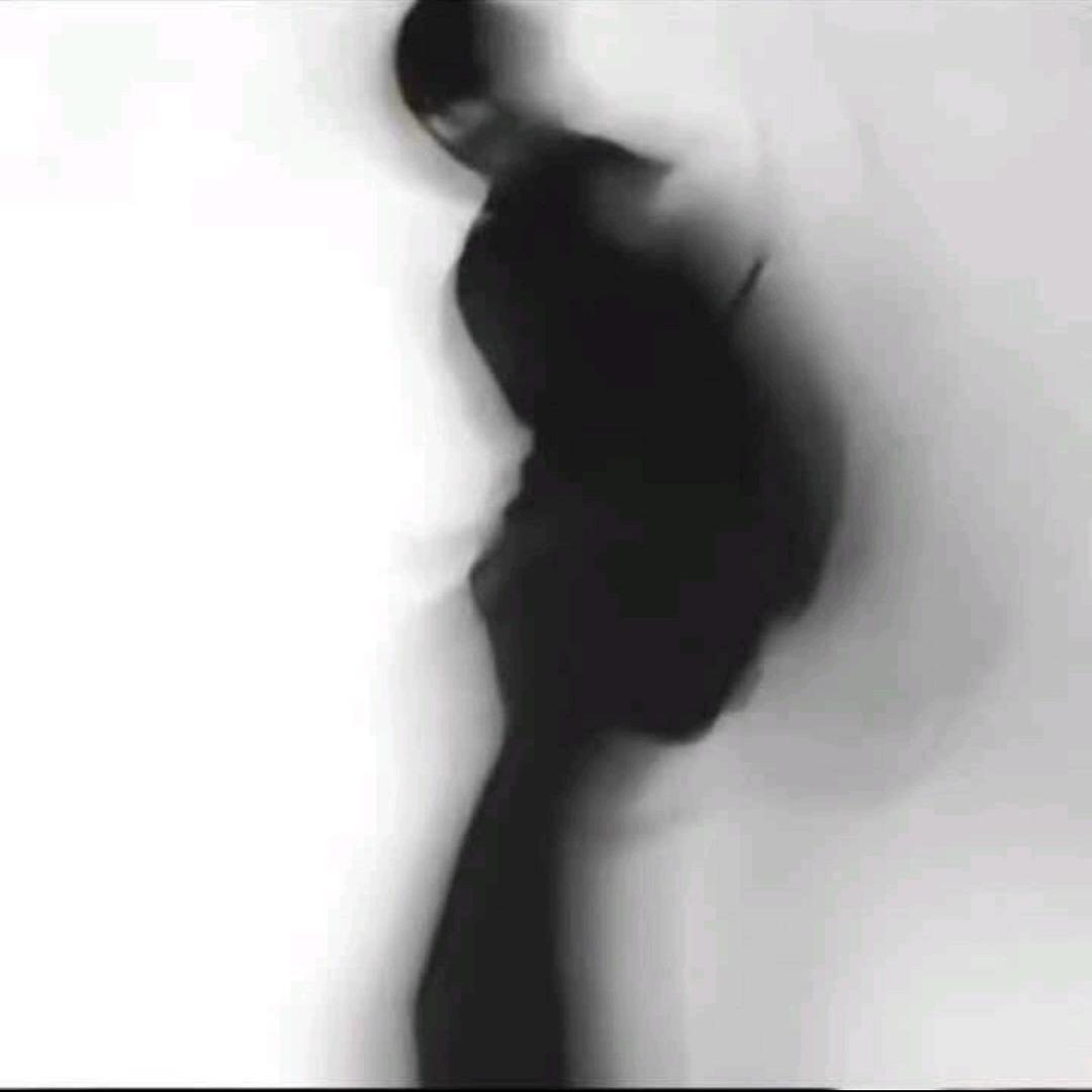 李