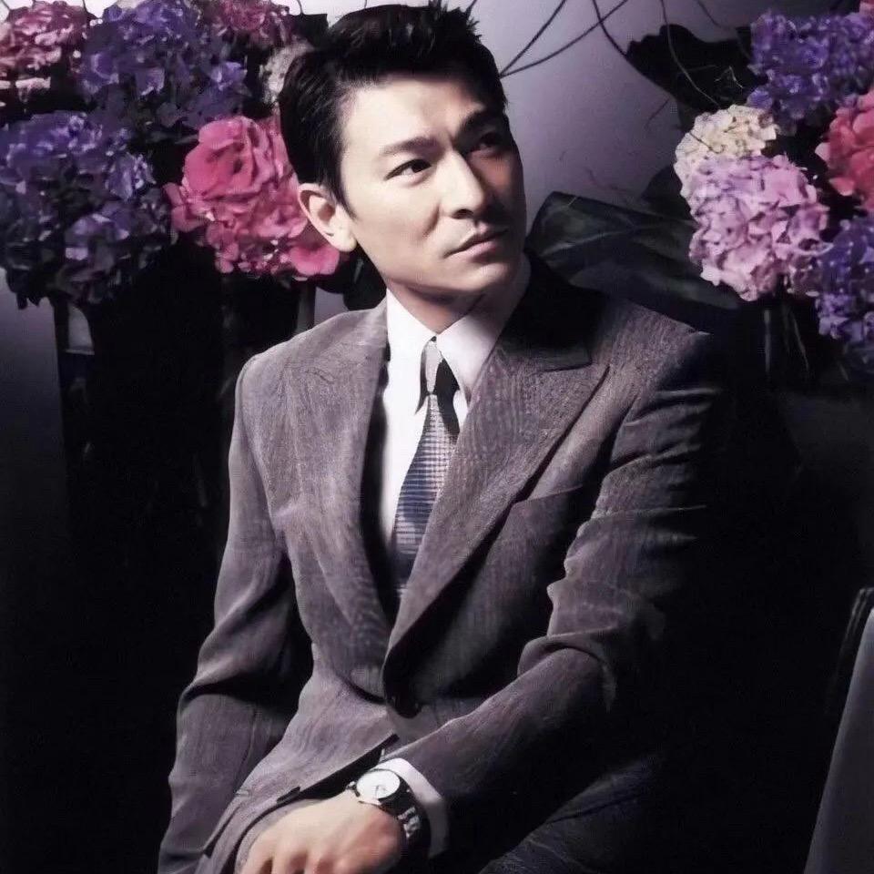 @（空瓶子酒吧🏺訂台娛樂人）華子🌹