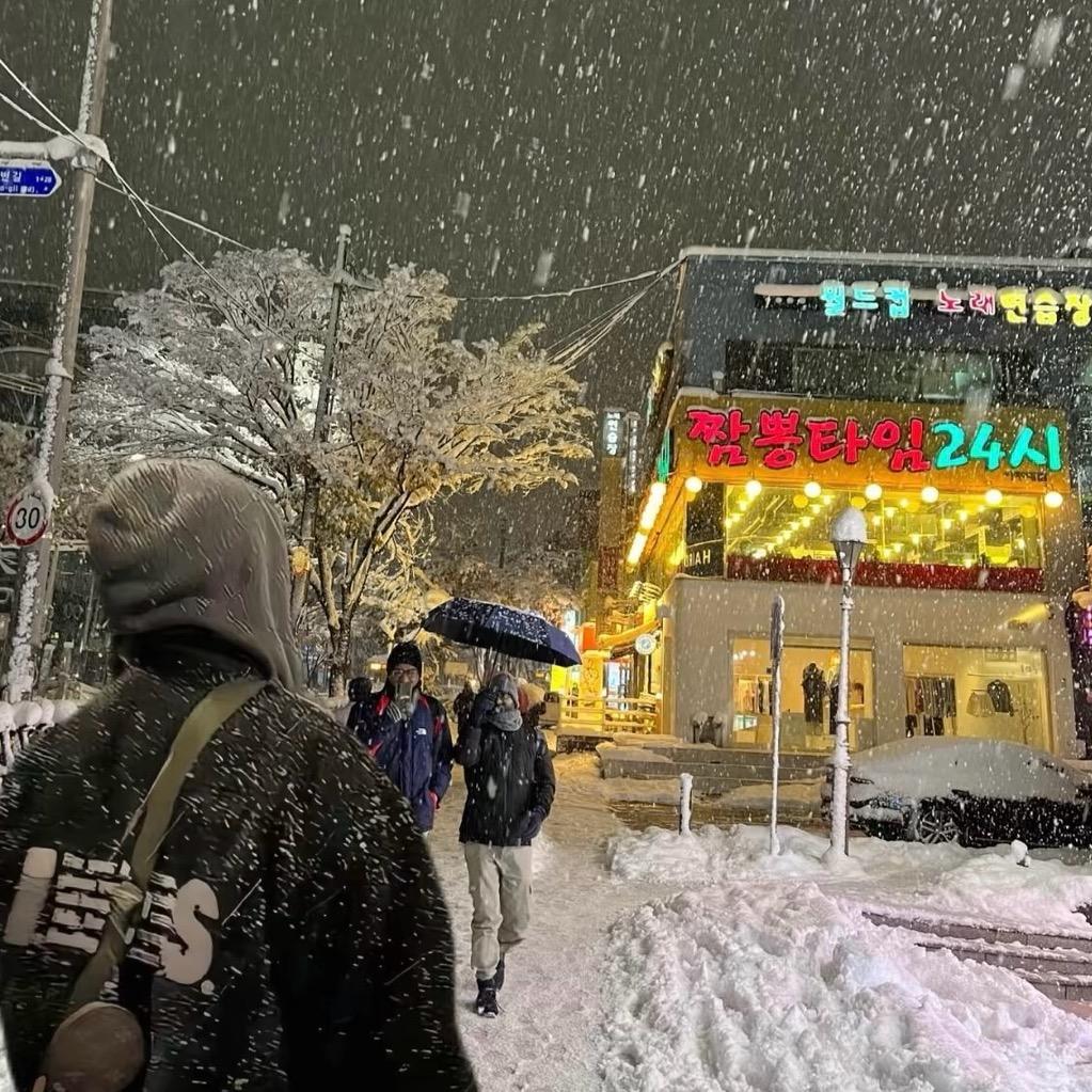 𝓷𝓮𝓫𝓲𝔂 𝟑𝟎𝟑