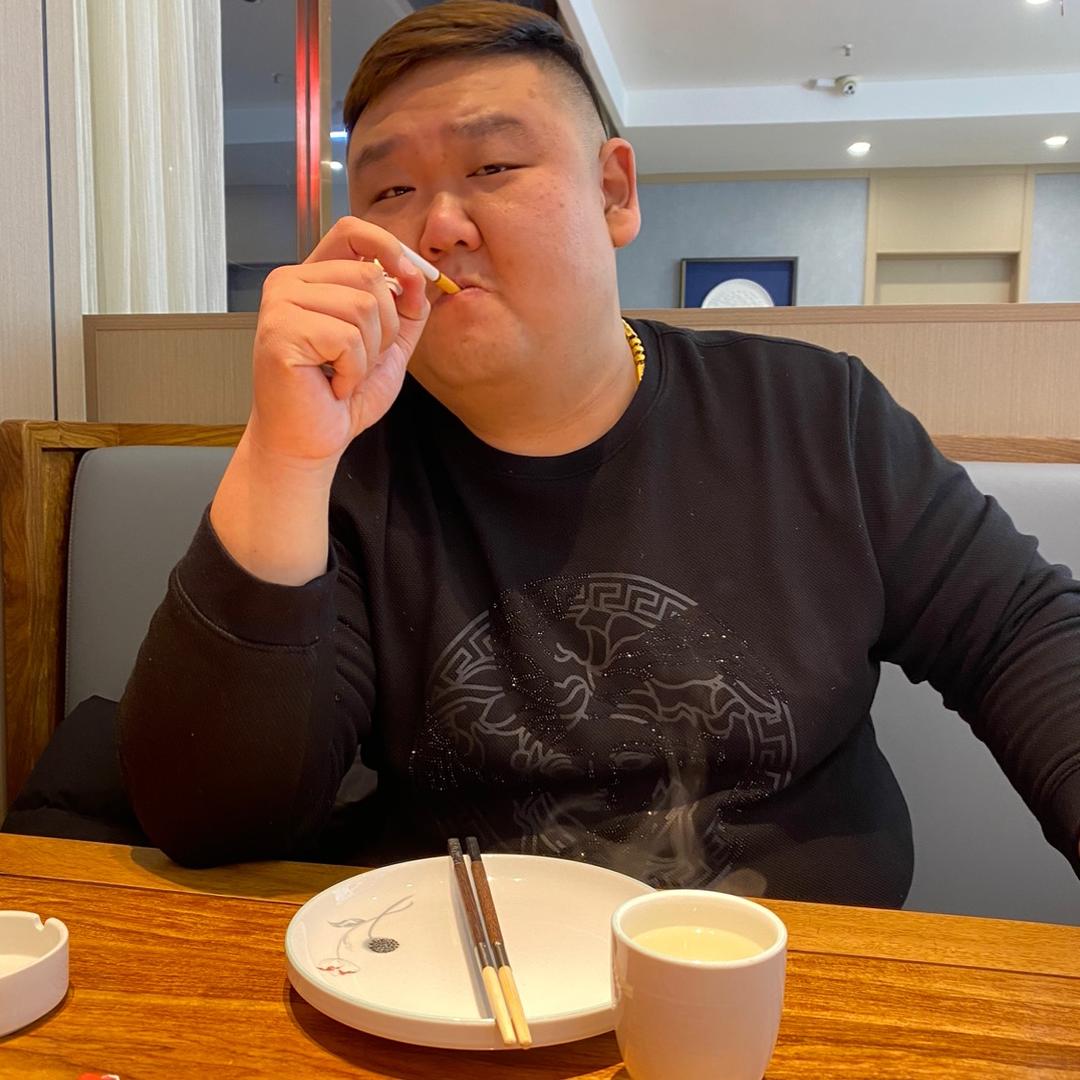 王闹闹🉐️爸爸