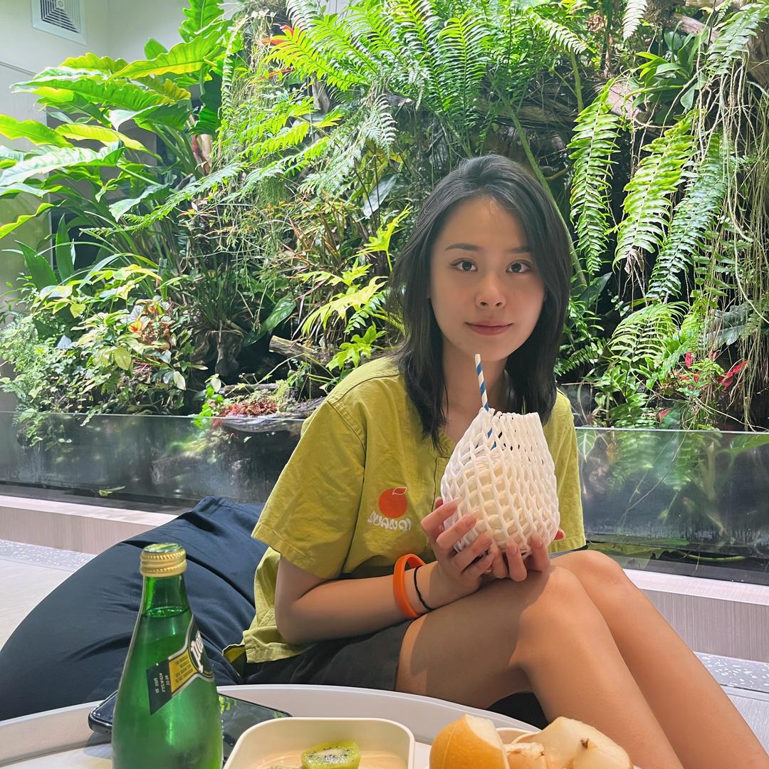 卖牛排牛尾锅的小欣