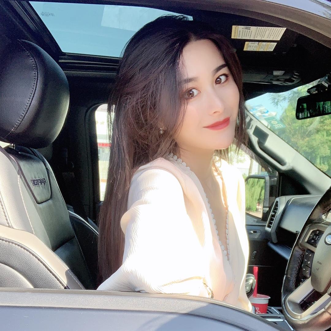 五莲范ashion女装小号