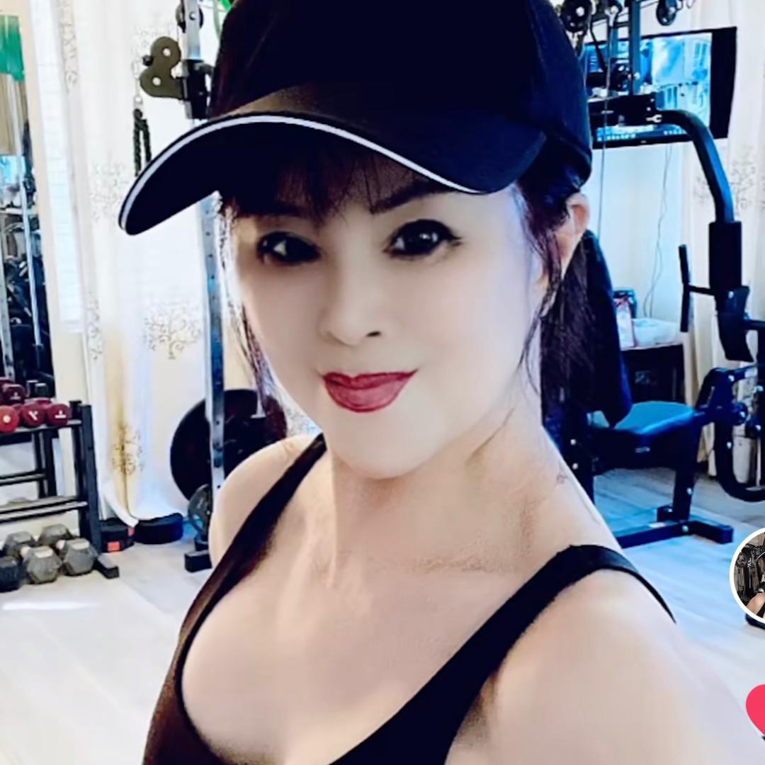 65岁姐姐在美国生活记录