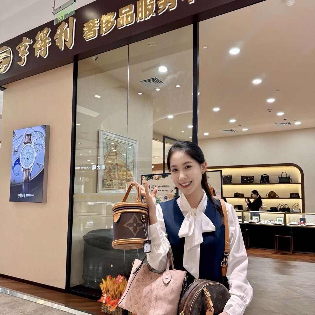 南宁万象亨得利名表