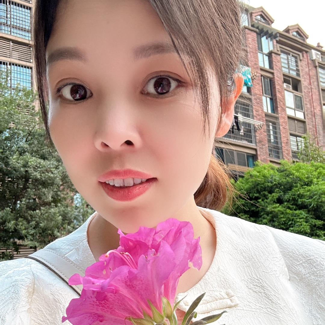 蓝李李