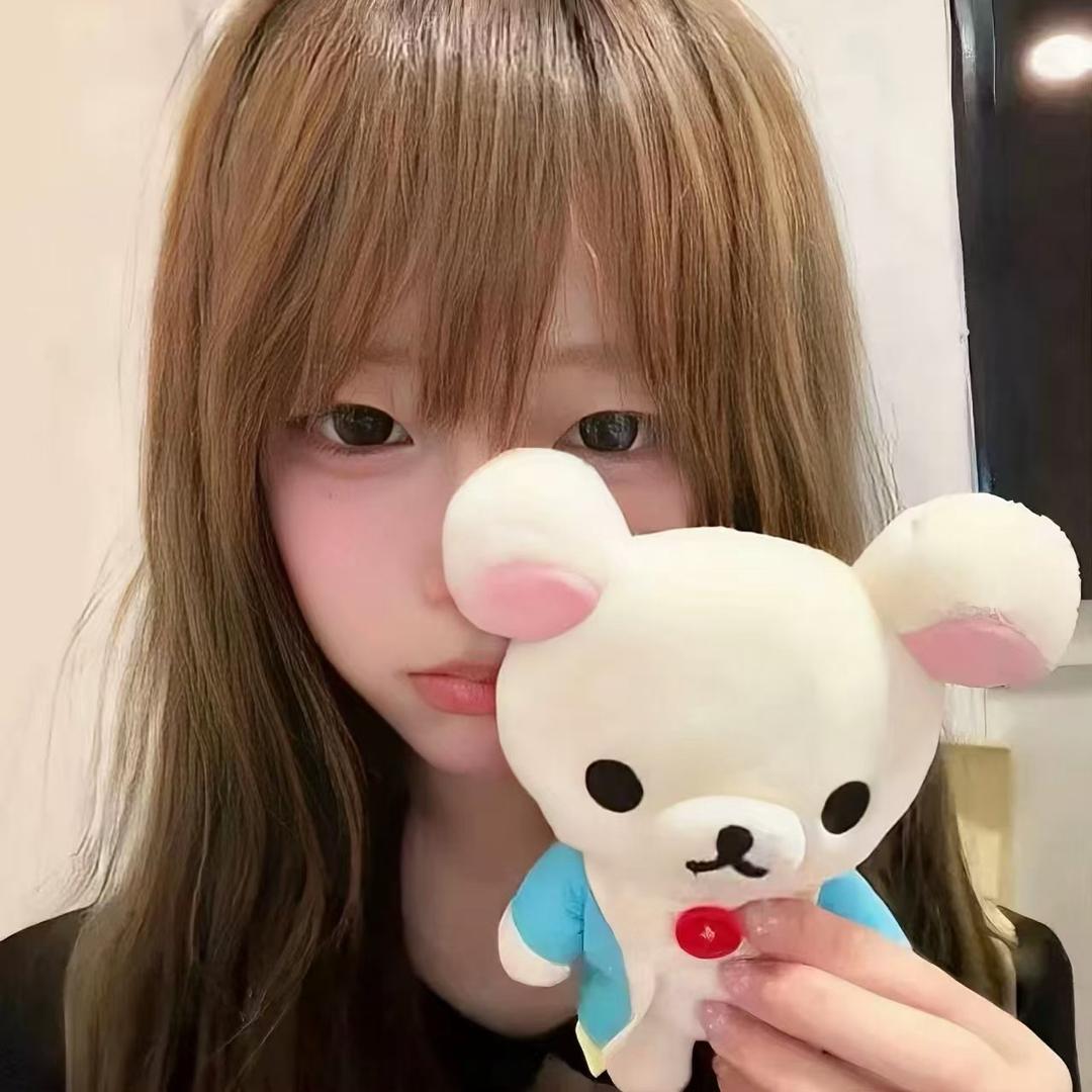 ꒦ິ^꒦ິ