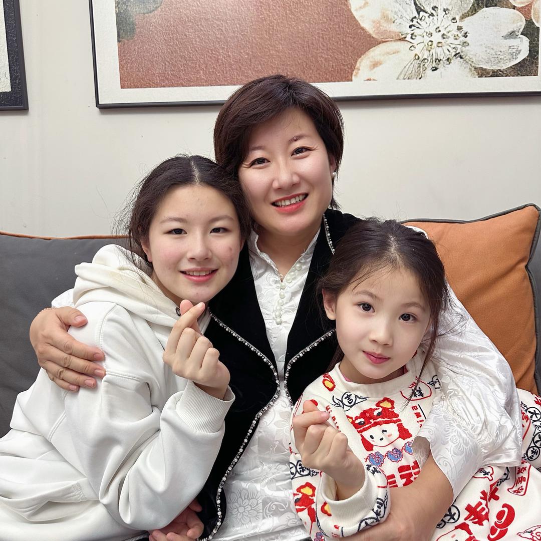 单亲妈妈刘媛媛12号十点液体钙专场
