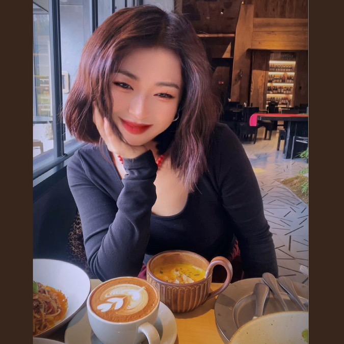 杭州四季青百万星女装