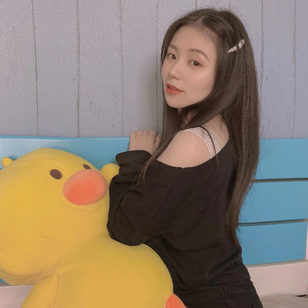 月芽芽