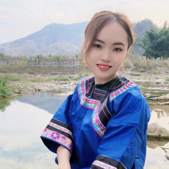 雨婷民族服饰