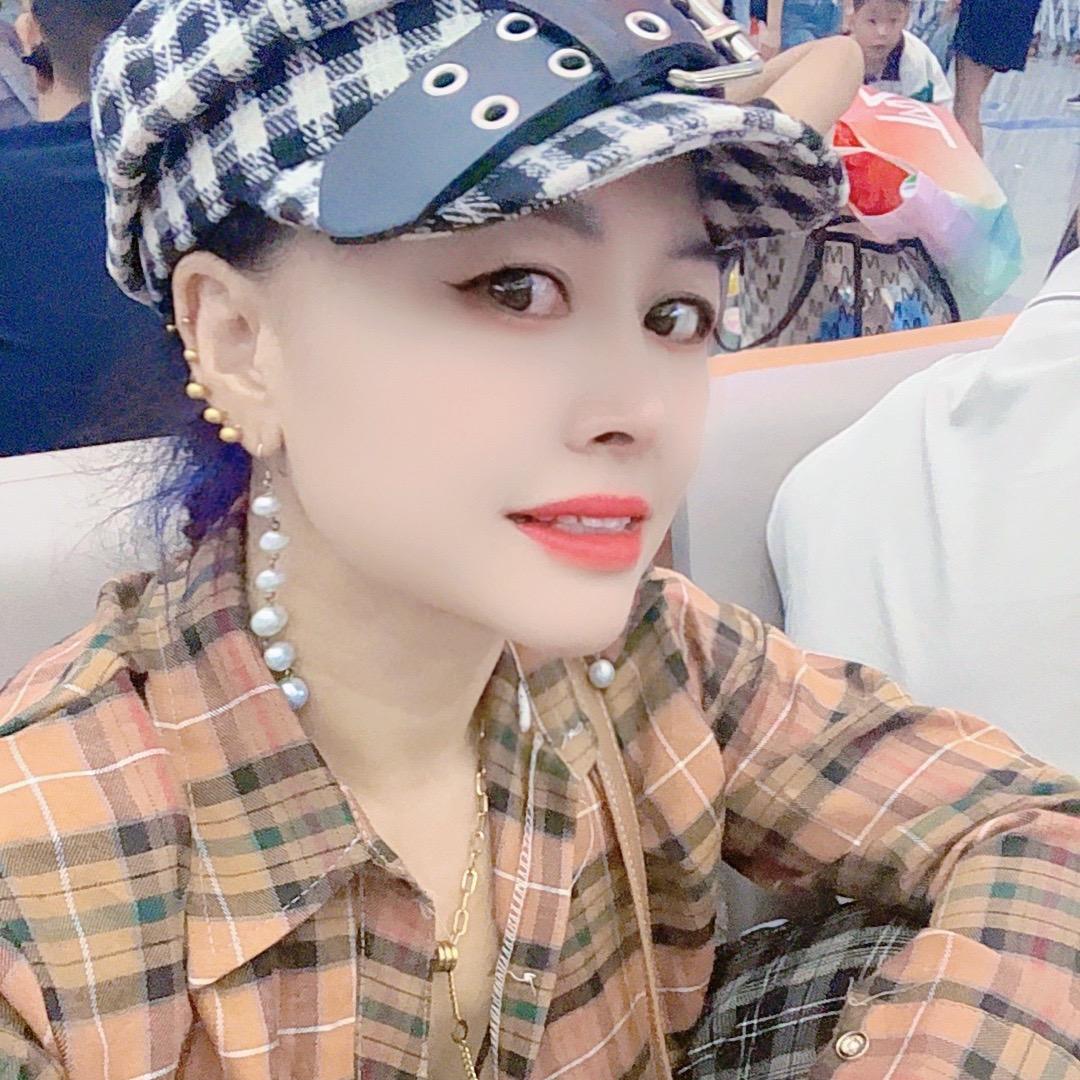 金皇艺美容美发美业蒋老师