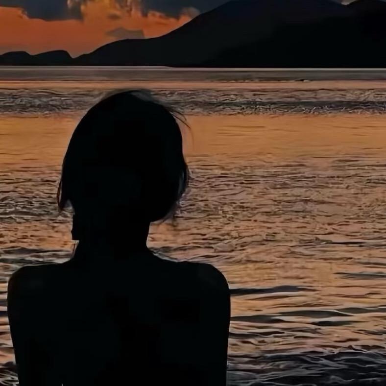 阿佳