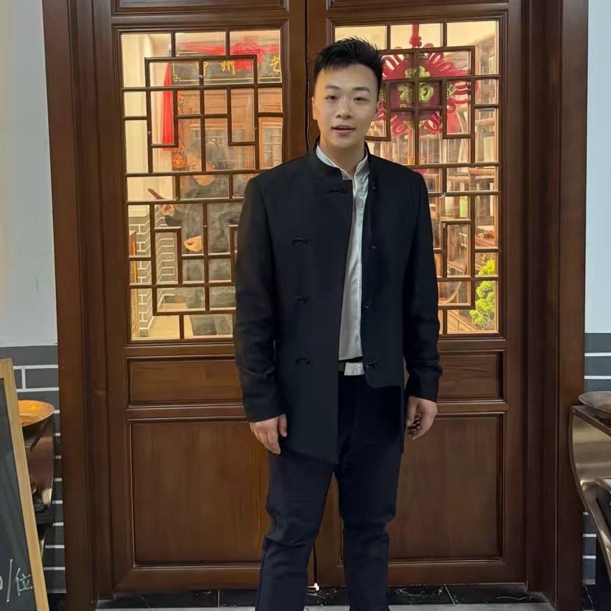 “坠子演员”刘明冲