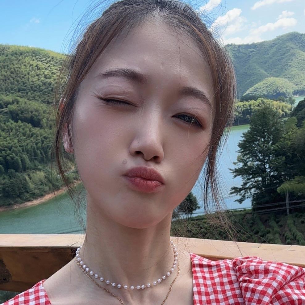 小裕超哇塞