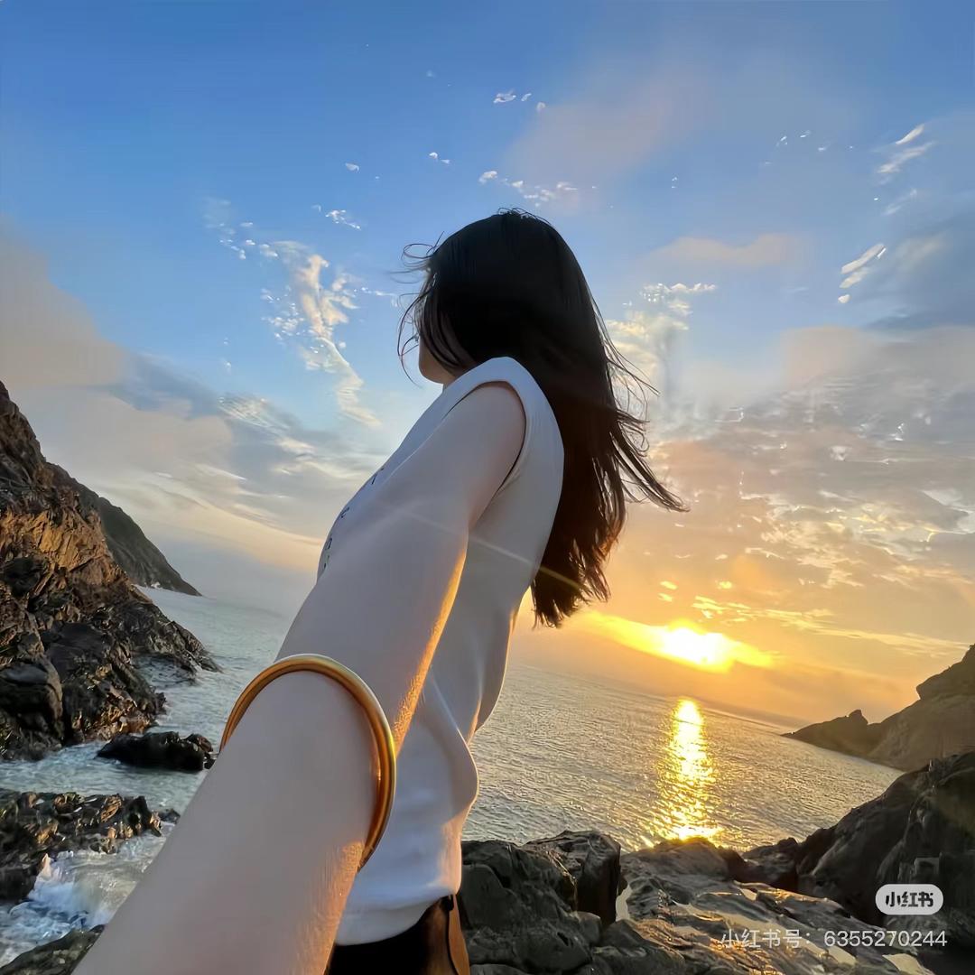 摆烂咸鱼q