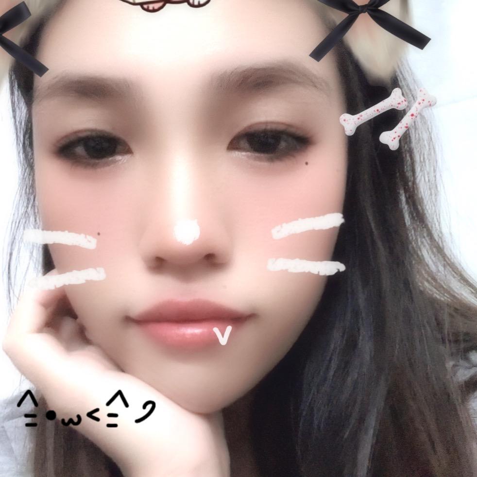 C🍃H🍃E🍃N🍃依依💕