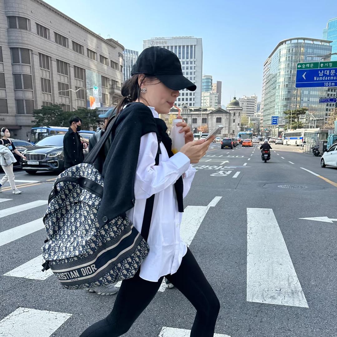 奇奇甄选护肤彩妆