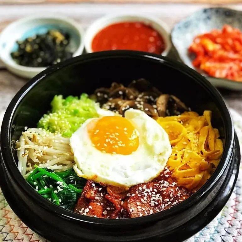 石锅拌饭
