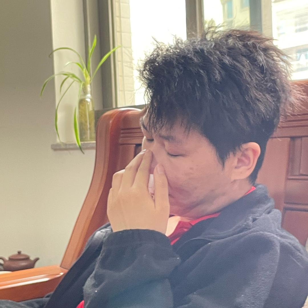 都是狼何必伪装