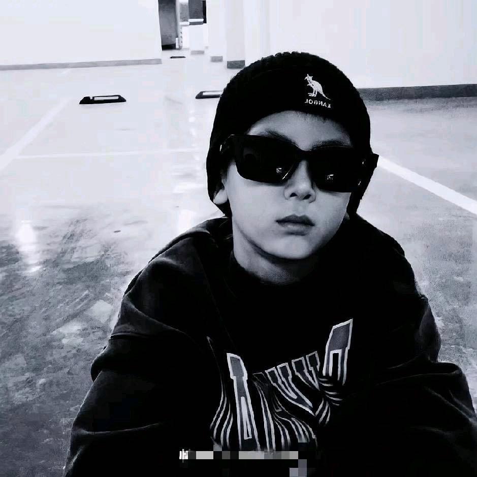 @小男孩儿🎬