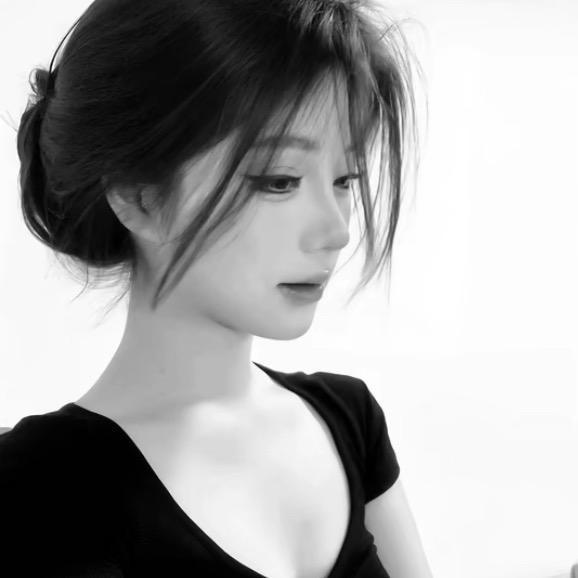 钰.