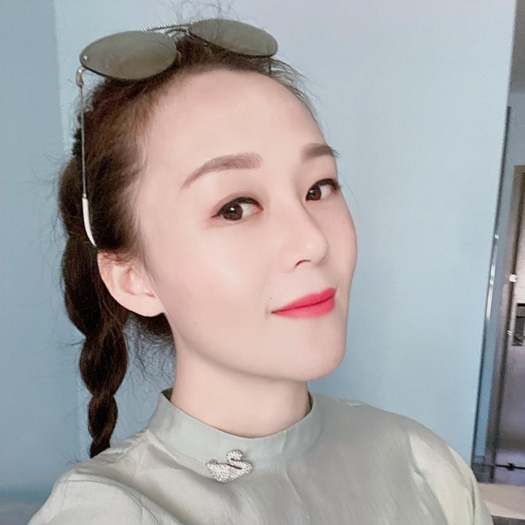 钰淇殿下👑👑👠👠