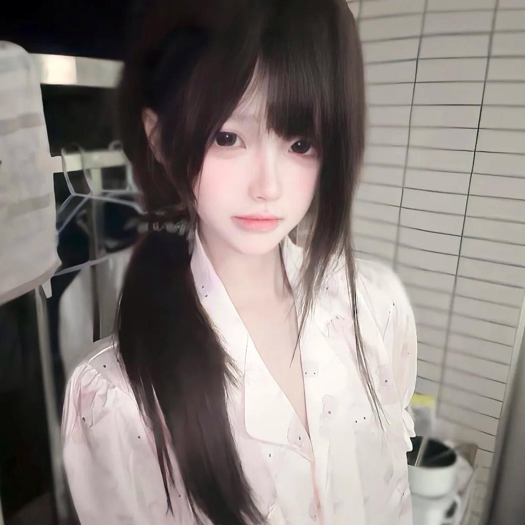 天黑黑.