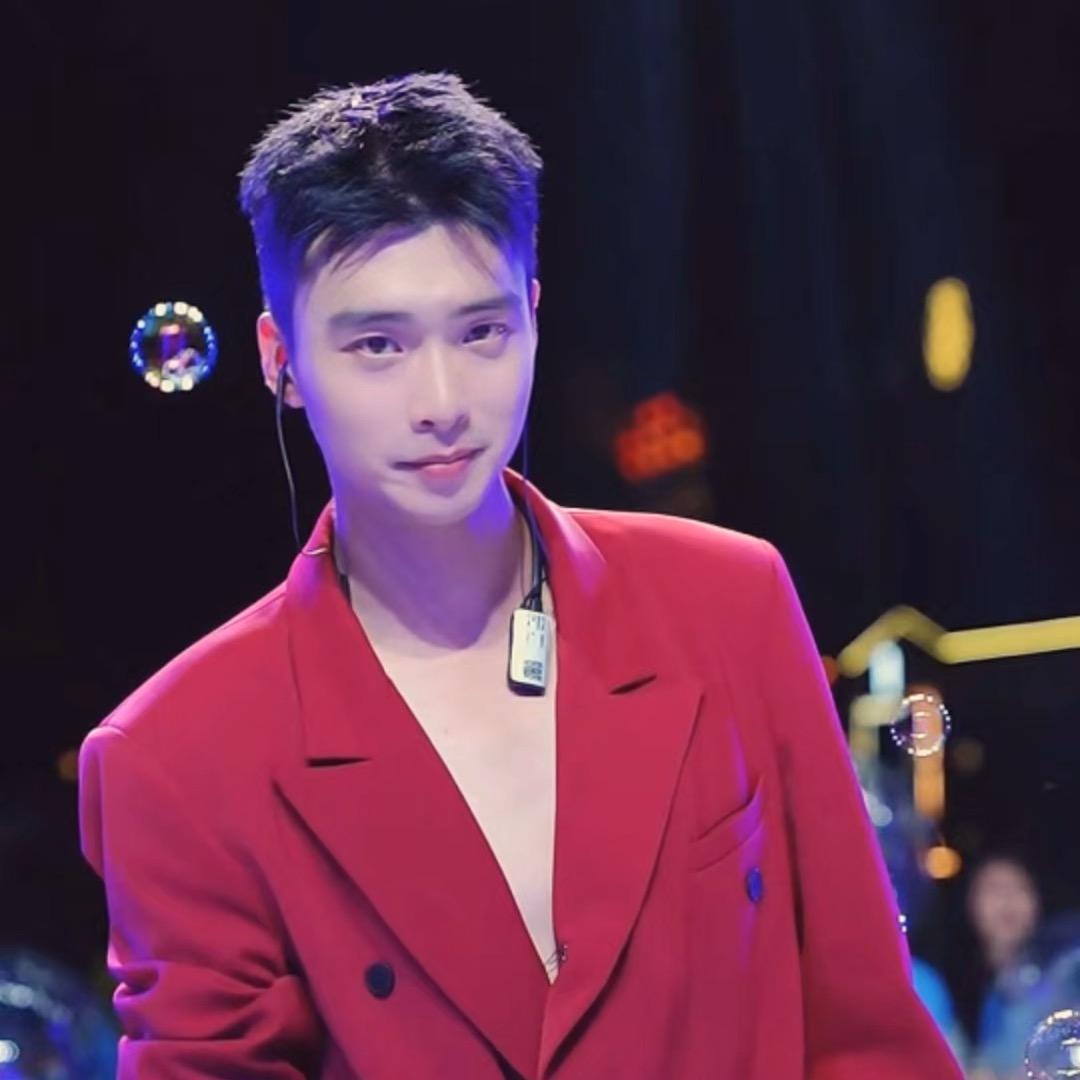 🍊妮妮⁰⁸²⁴