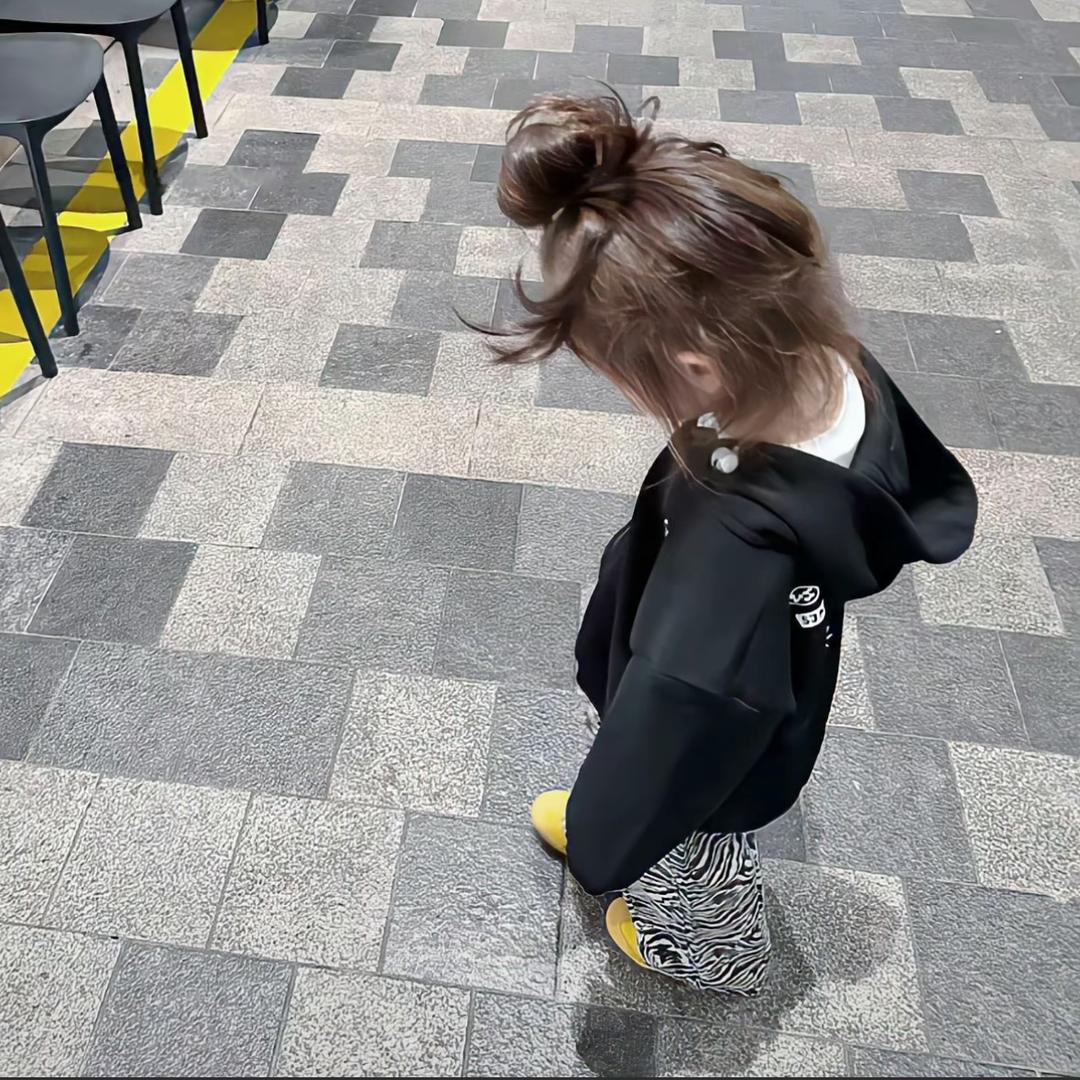 XU、