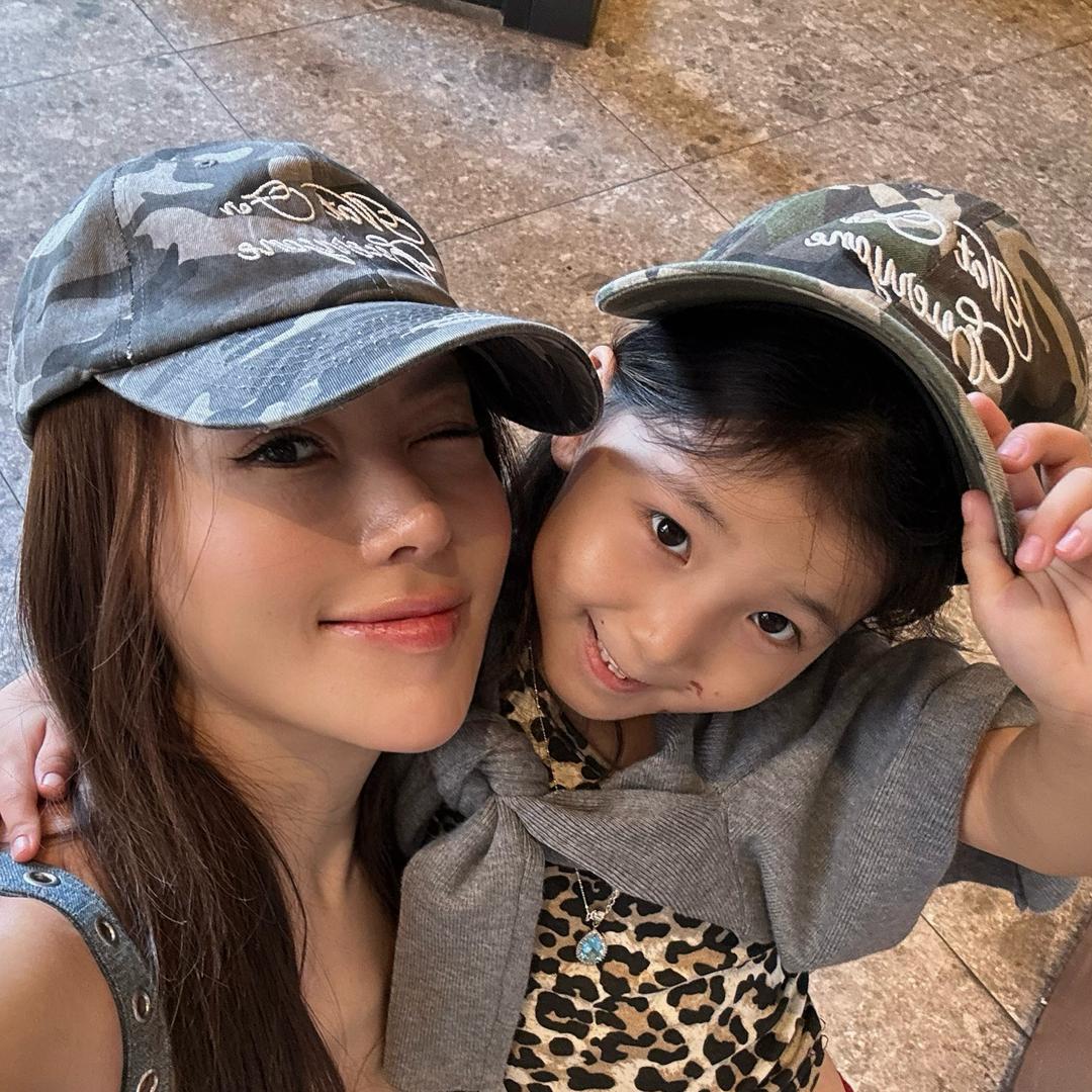 拉脱维亚王Center服配