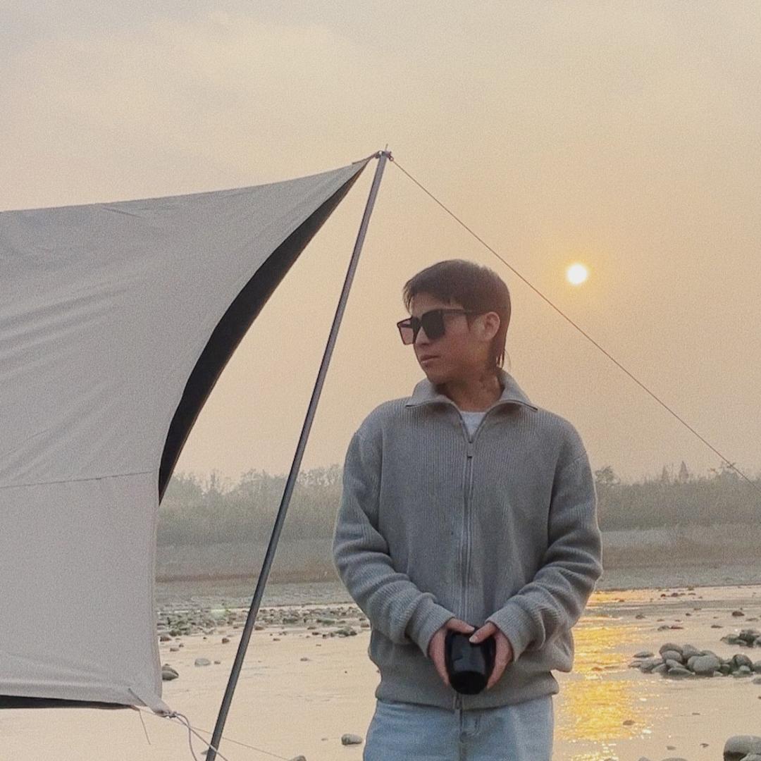 大英浩天接发染发烫发