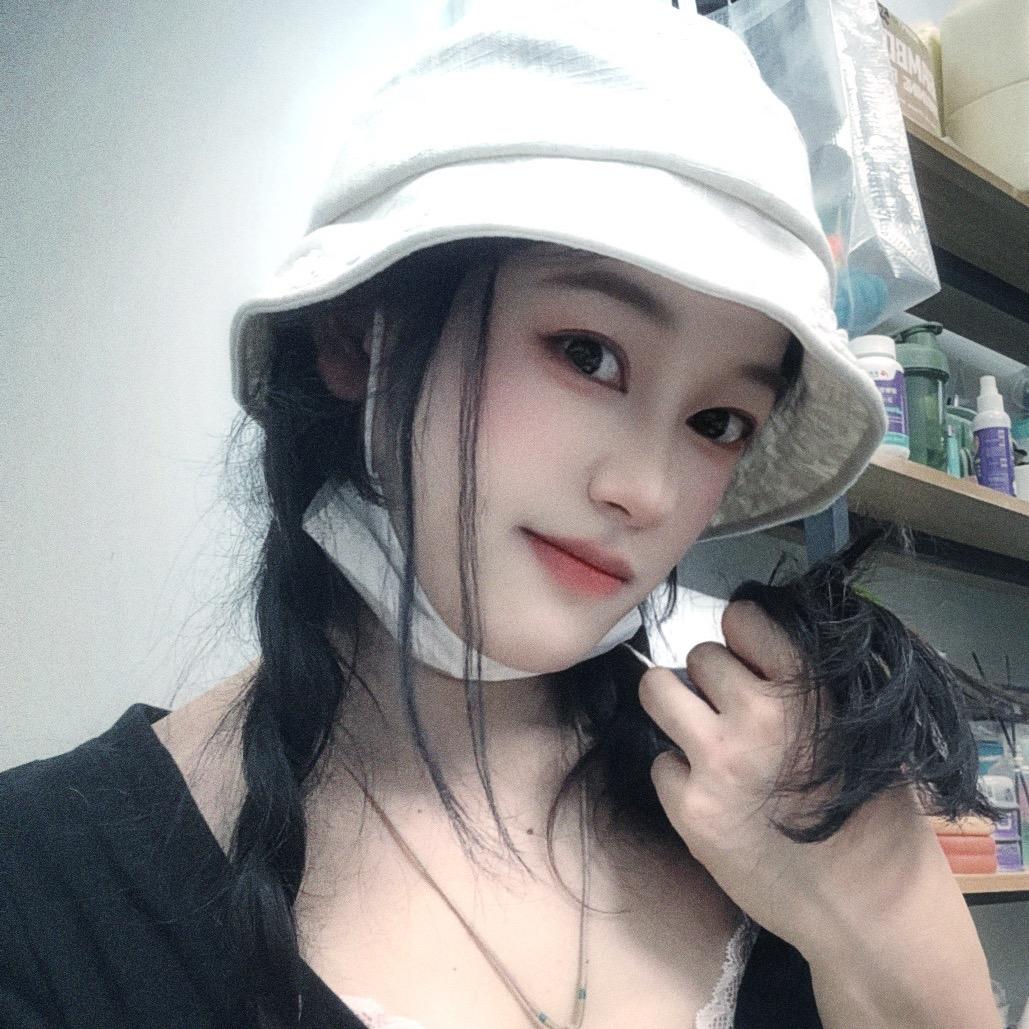 🫥梁白开🍑🍑