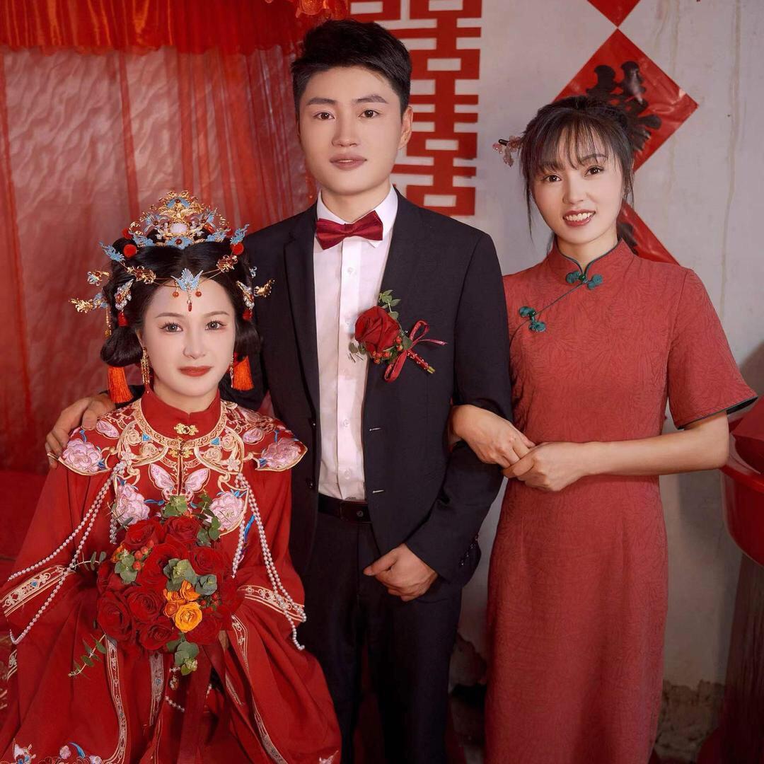 黄刚（5月22号晚八点满月回馈）摄像🎈