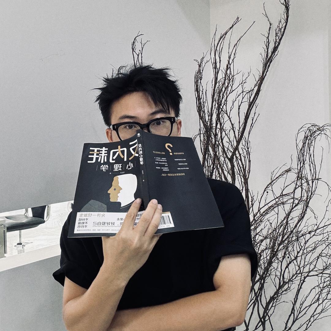 伍月发型工作室
