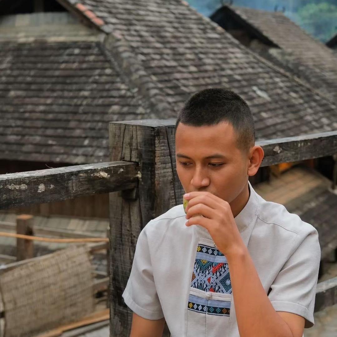 景迈山大表哥的普洱茶