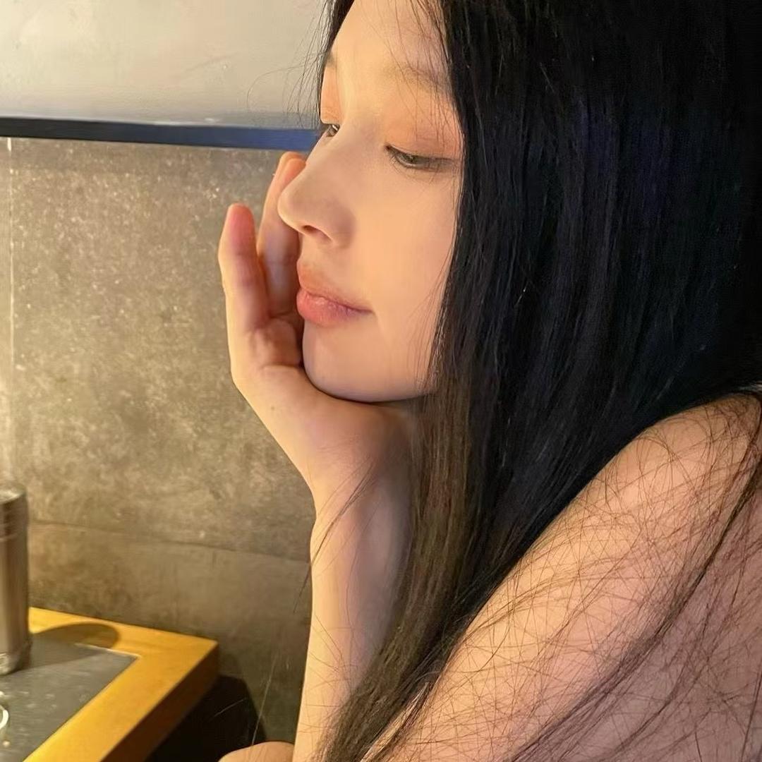 苗苗爱吃肉