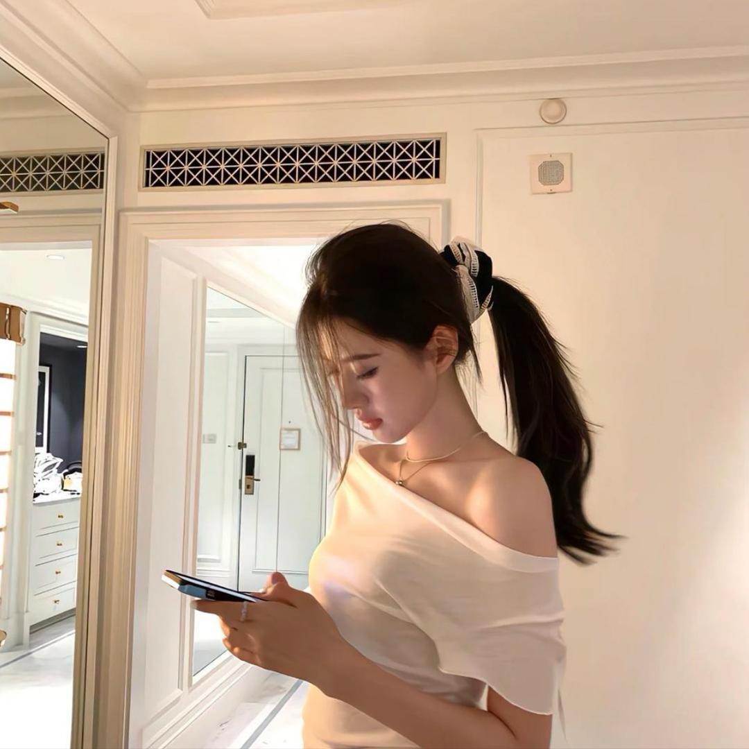 施施✨