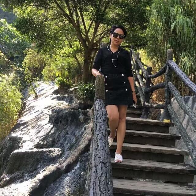 李艳